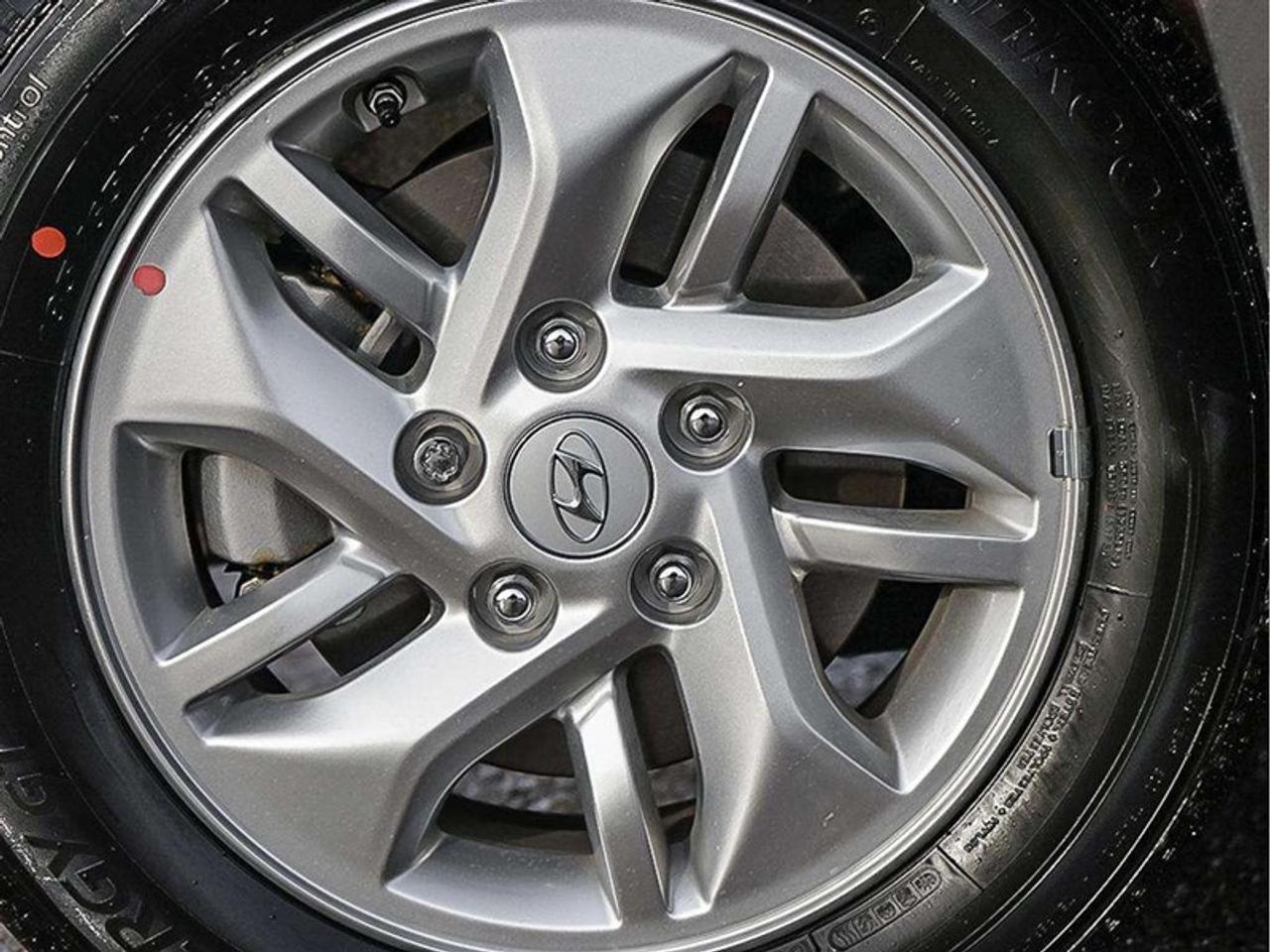 2026 Hyundai Venue Preferred  - Heated Seats -  Remote Start - $97.34 /Wk Photo