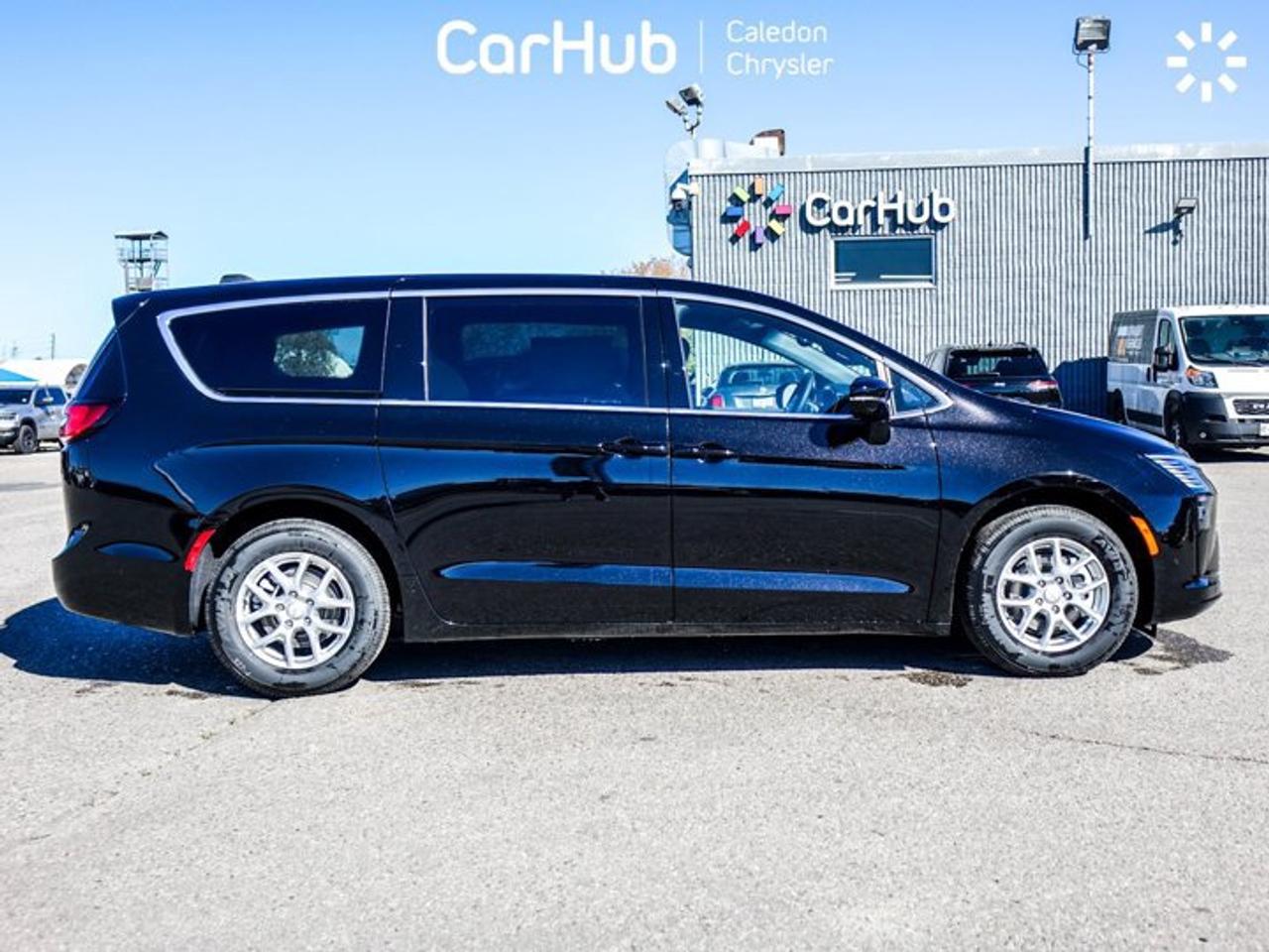 2027 Chrysler Pacifica Select 3.6L Pentastar V6 | Safety Sphere Package | Adaptive Cruise Control with Stop and Go Photo