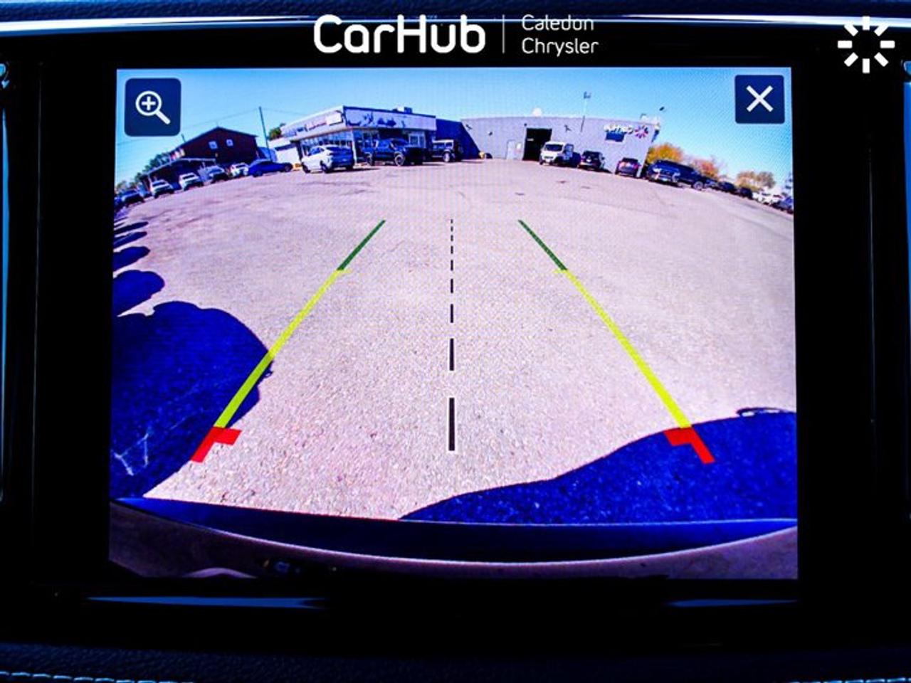 2027 Chrysler Pacifica Select 3.6L Pentastar V6 | Safety Sphere Package | Adaptive Cruise Control with Stop and Go Photo