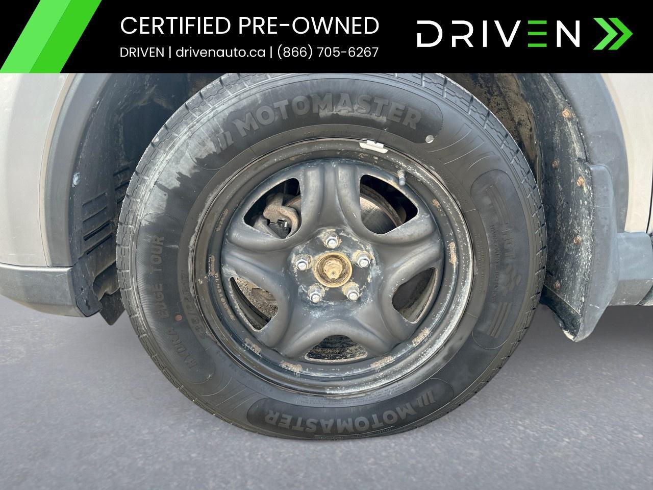 2017 Toyota RAV4 AWD 4dr LE Photo