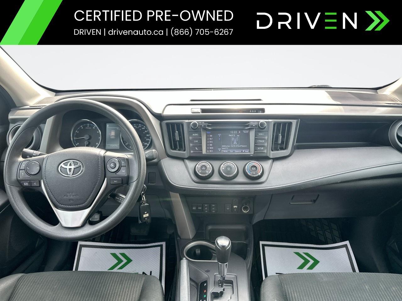 2017 Toyota RAV4 AWD 4dr LE Photo