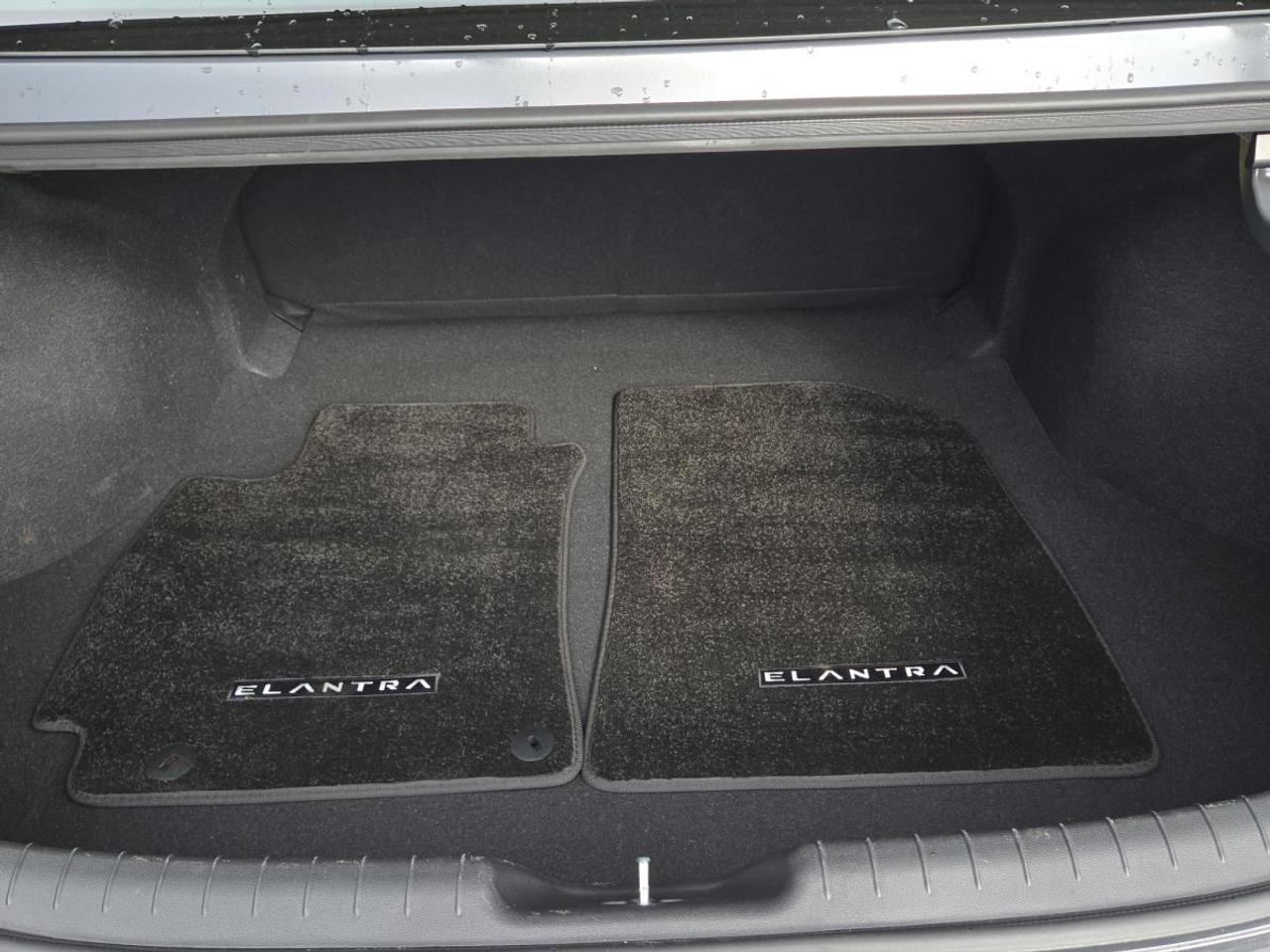 2025 Hyundai Elantra Preferred Photo
