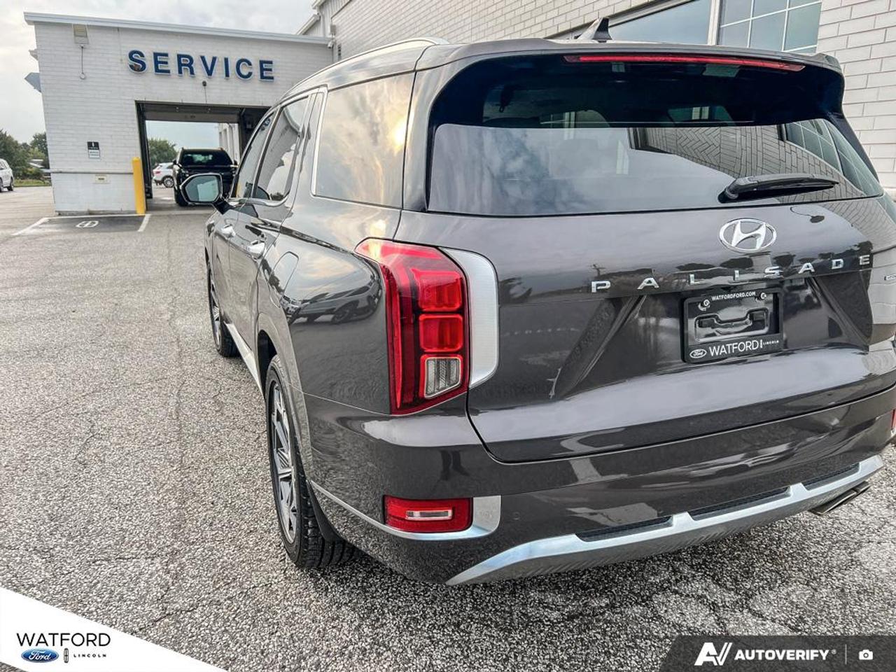 2021 Hyundai PALISADE Ultimate Calligraphy w/Beige 7-Passenger AWD Photo