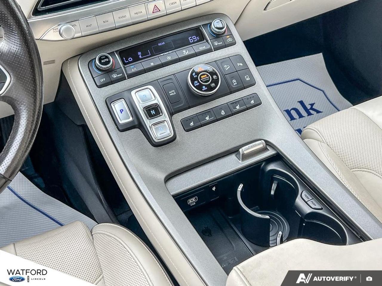 2021 Hyundai PALISADE Ultimate Calligraphy w/Beige 7-Passenger AWD Photo