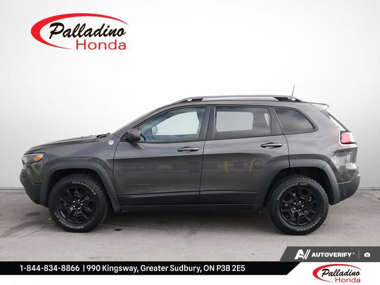 2021 Jeep Cherokee Trailhawk Photo