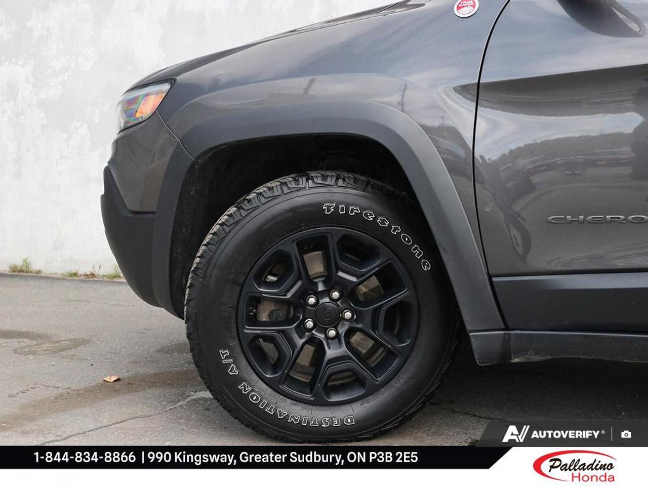 2021 Jeep Cherokee Trailhawk Photo