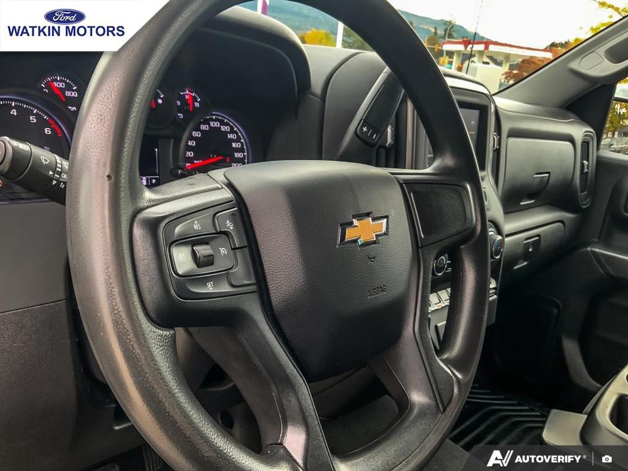 2022 Chevrolet Silverado Custom photo 19