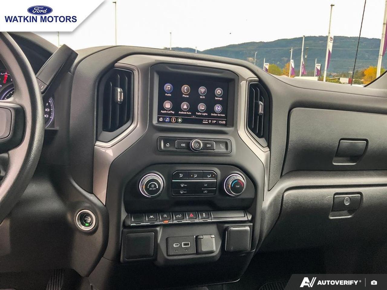 2022 Chevrolet Silverado Custom photo 22
