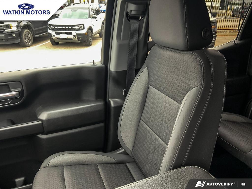 2022 Chevrolet Silverado Custom photo 23