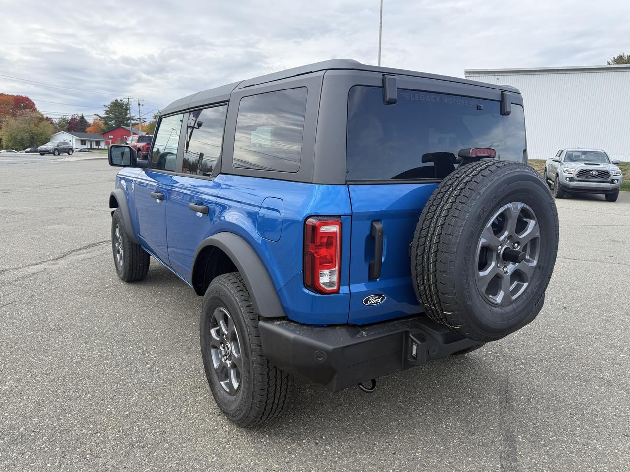 2026 Ford Bronco Big Bend 4 Door 4x4 Photo3