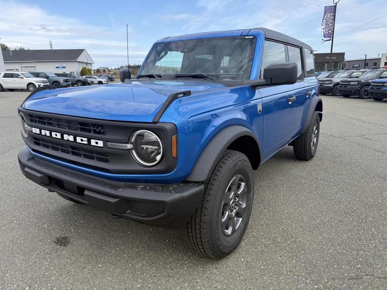 2026 Ford Bronco Big Bend 4 Door 4x4 Photo1