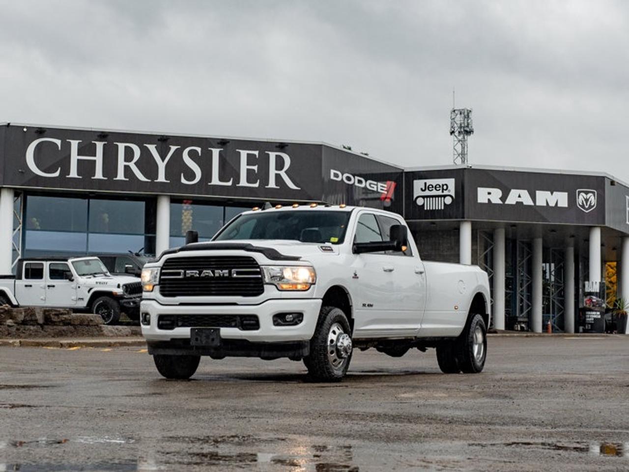 2021 RAM 3500 Big Horn Photo5