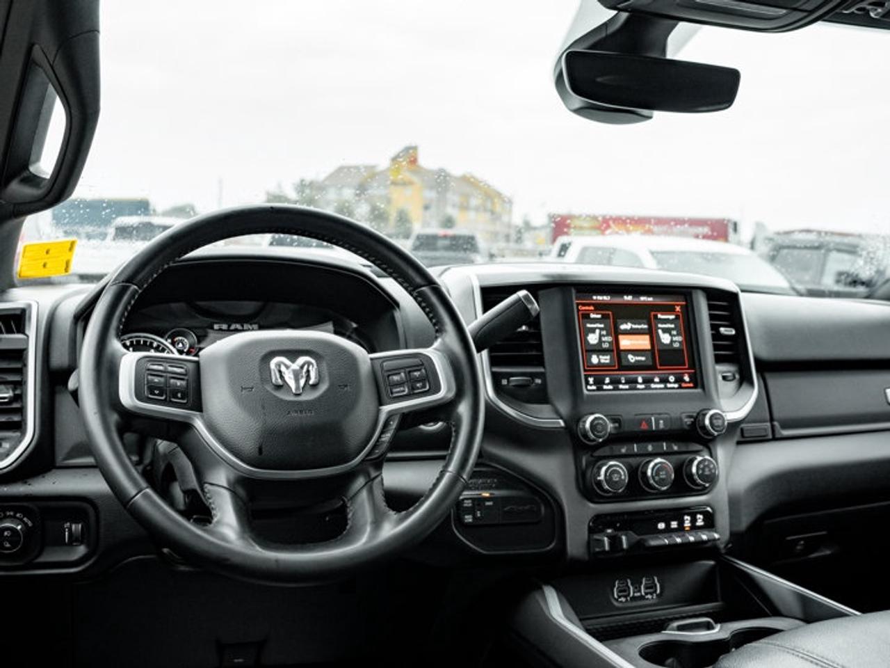 2021 RAM 3500 Big Horn Photo2
