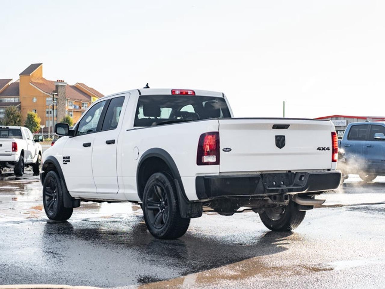 2022 RAM 1500 Classic WARLOCK Photo