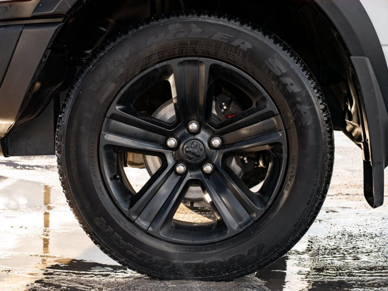 2022 RAM 1500 Classic WARLOCK Photo