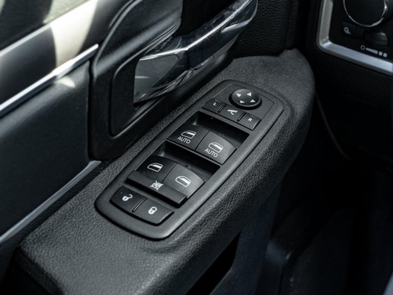 2022 RAM 1500 Classic WARLOCK Photo