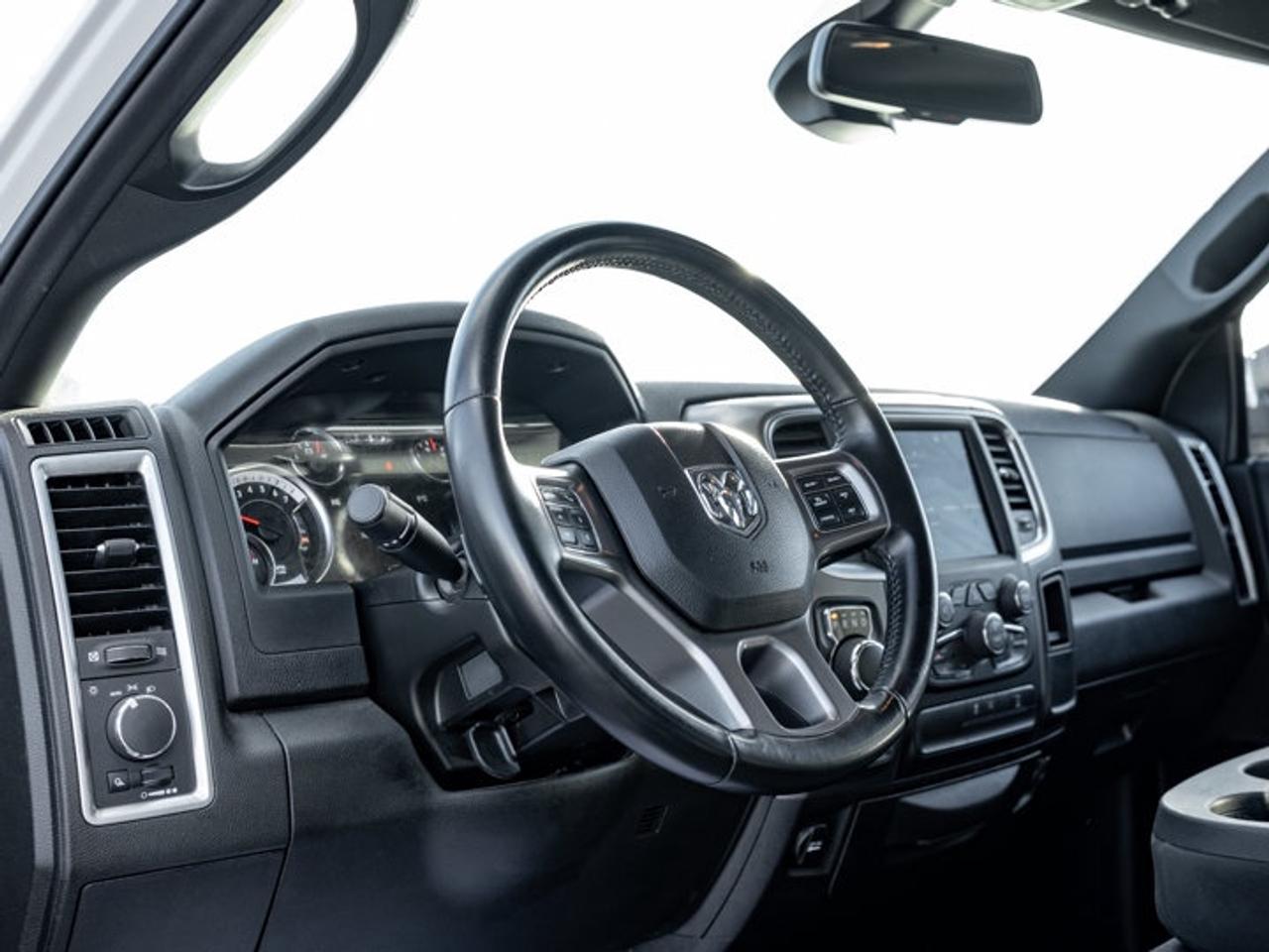 2022 RAM 1500 Classic WARLOCK Photo