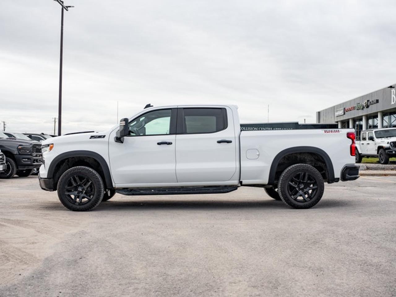 2024 Chevrolet Silverado 1500 LT Trail Boss Photo