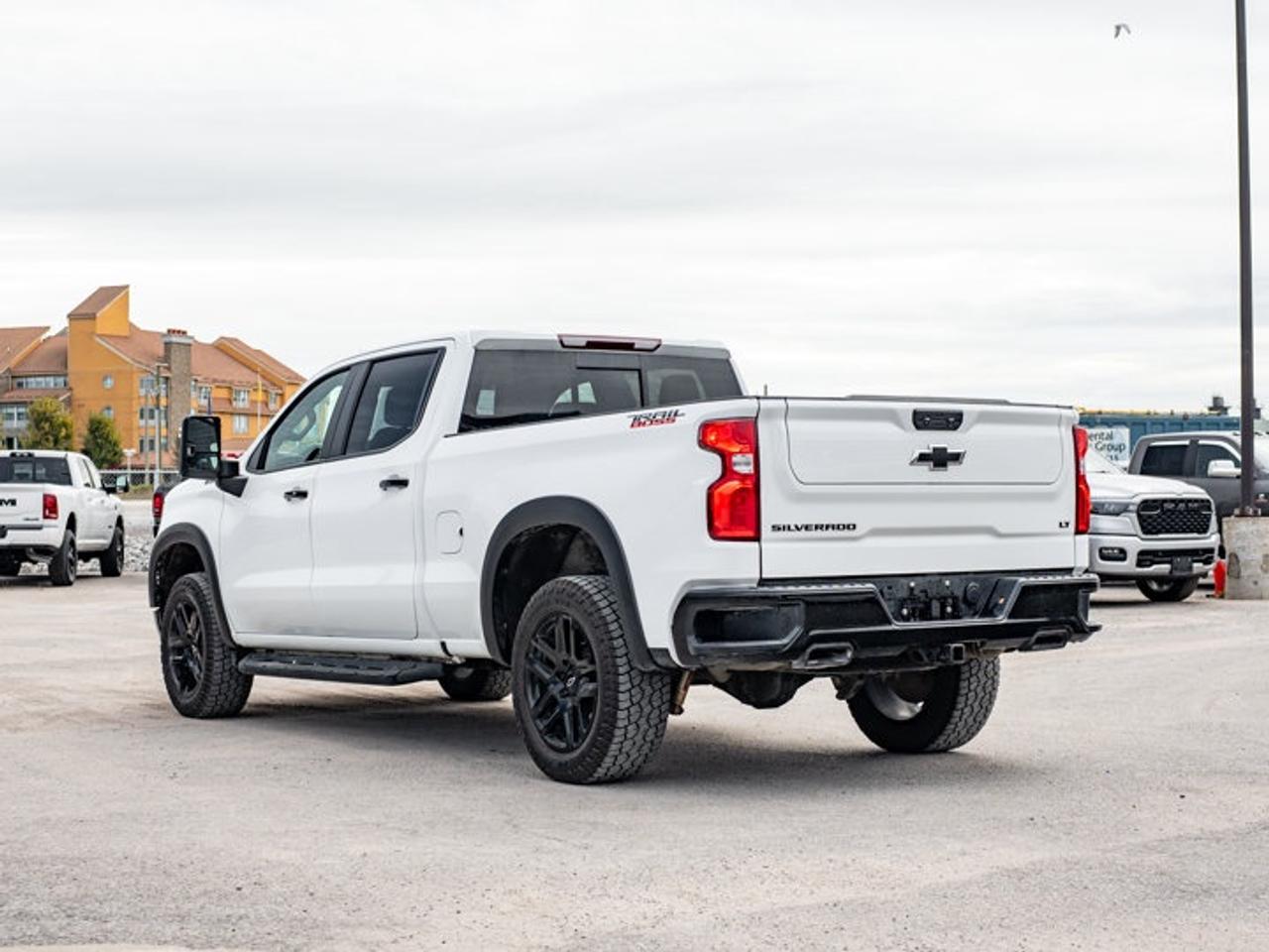 2024 Chevrolet Silverado 1500 LT Trail Boss Photo