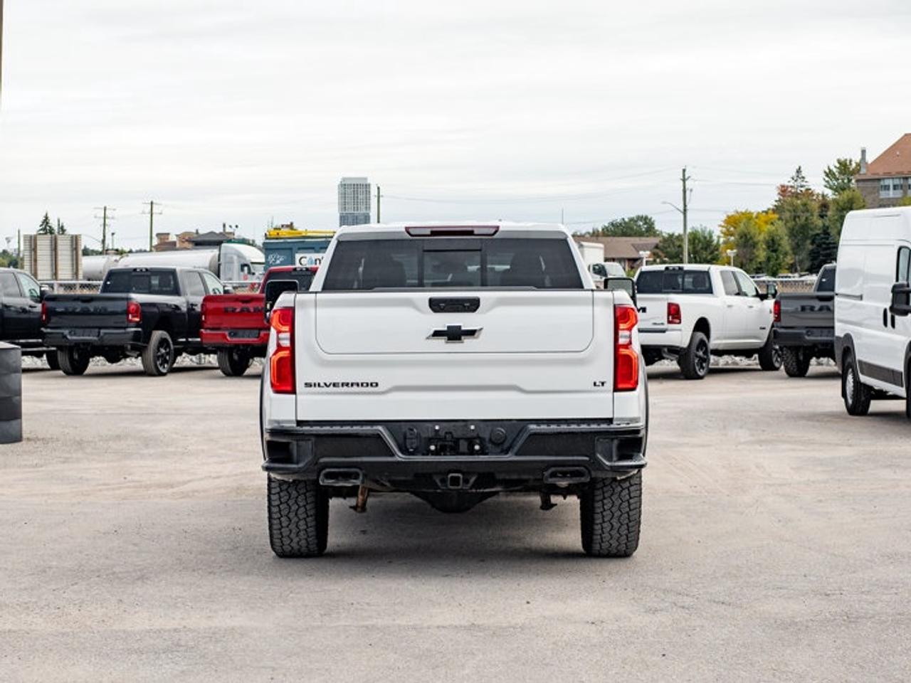2024 Chevrolet Silverado 1500 LT Trail Boss Photo