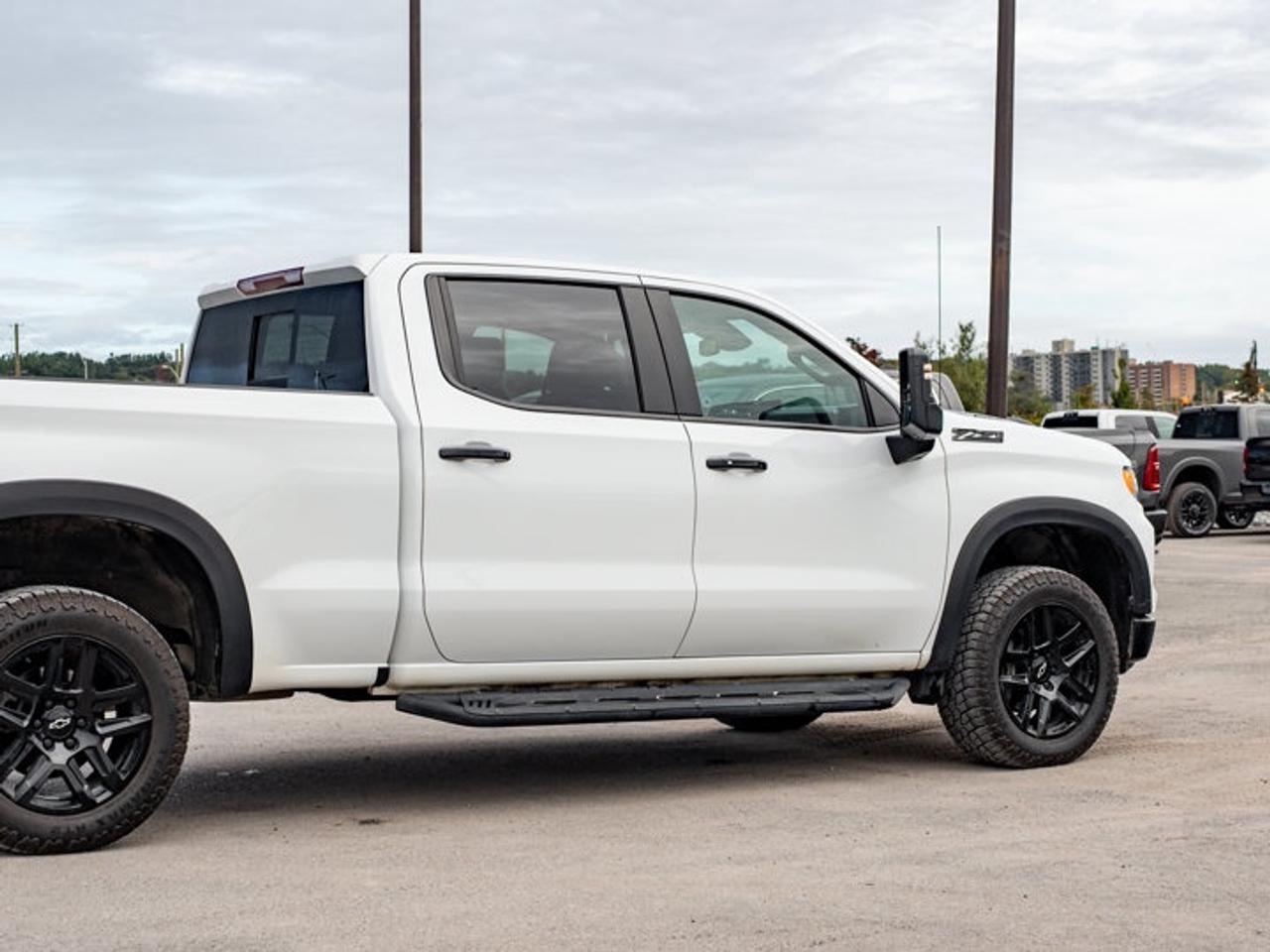 2024 Chevrolet Silverado 1500 LT Trail Boss Photo