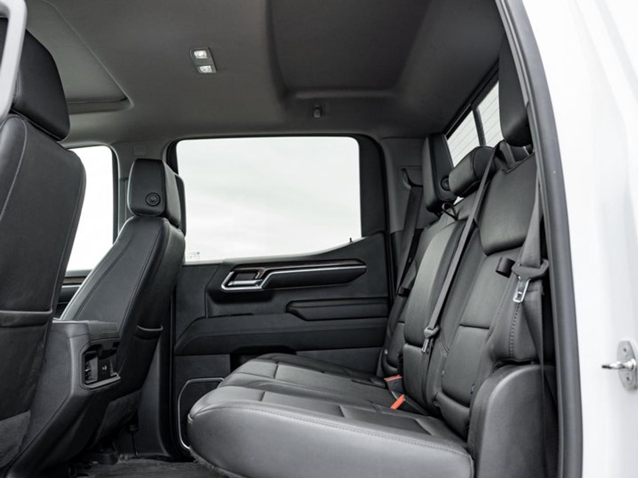 2024 Chevrolet Silverado 1500 LT Trail Boss Photo