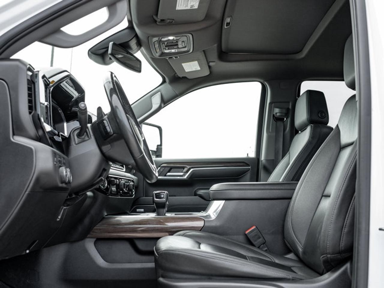 2024 Chevrolet Silverado 1500 LT Trail Boss Photo