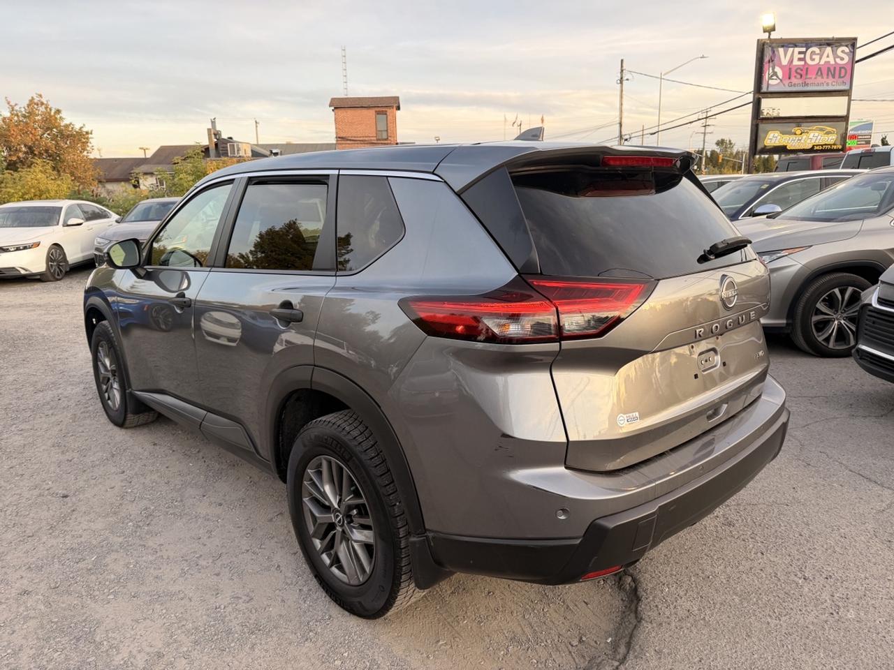 2024 Nissan Rogue S Photo