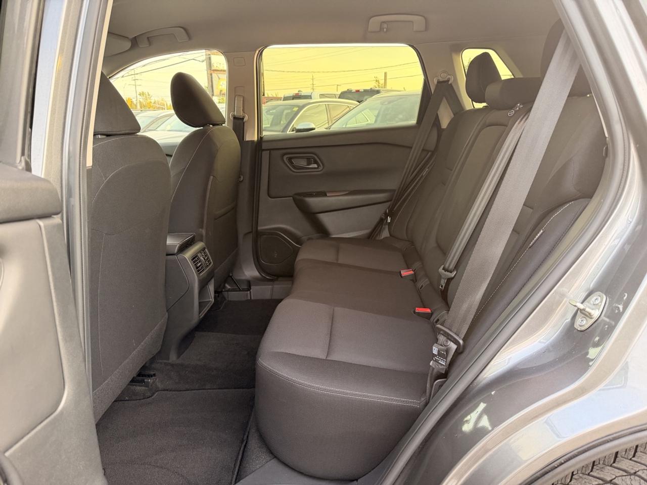 2024 Nissan Rogue S Photo