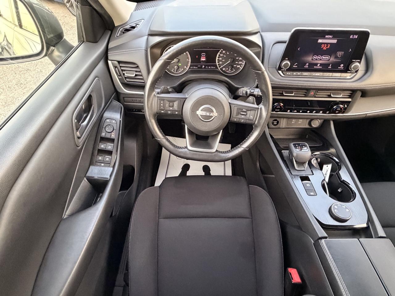 2024 Nissan Rogue S Photo