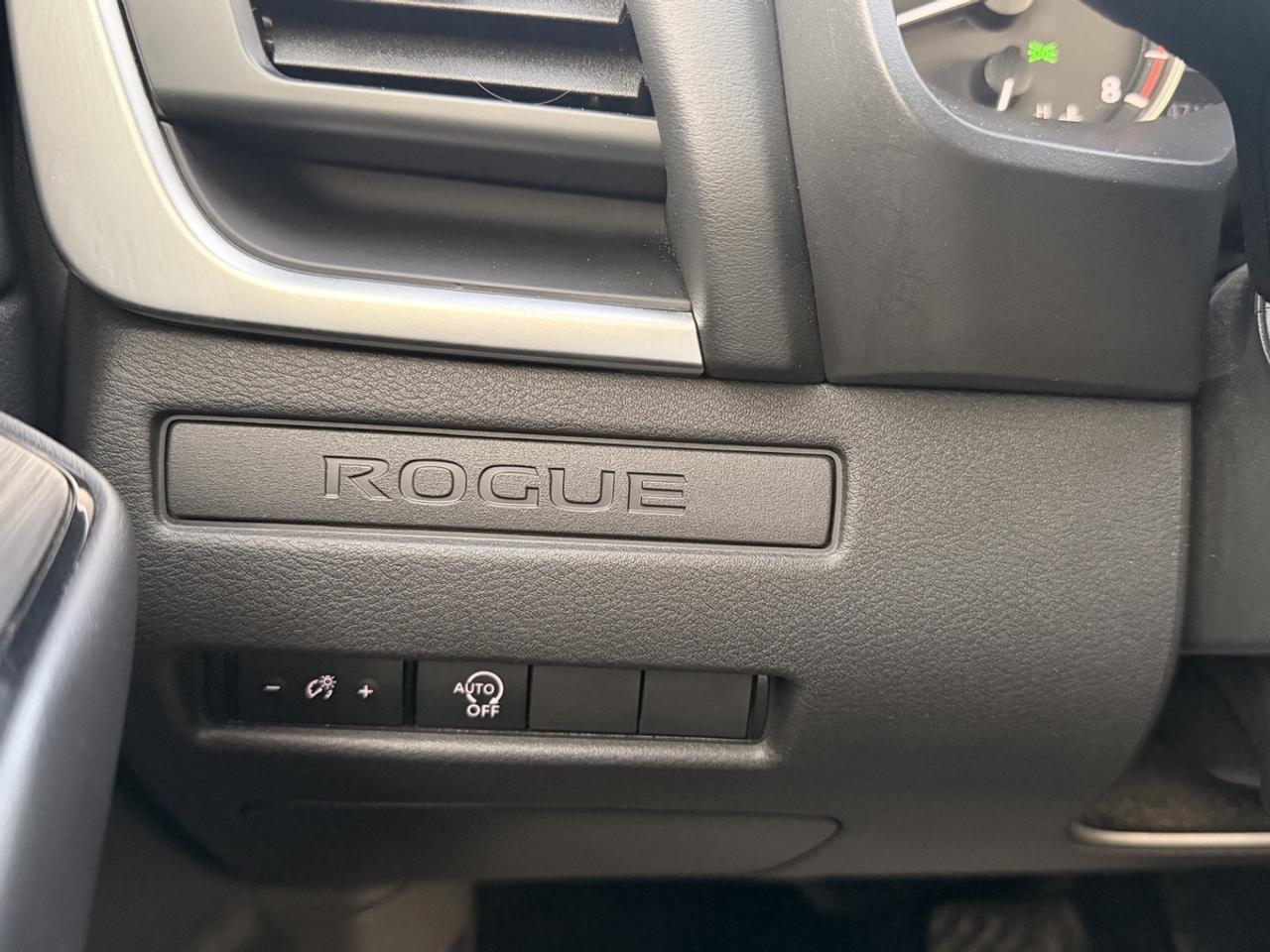 2024 Nissan Rogue S Photo