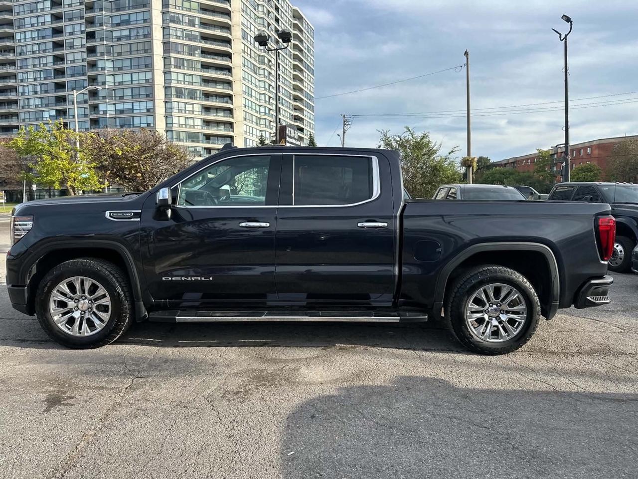 2022 GMC Sierra 1500 Denali Photo3