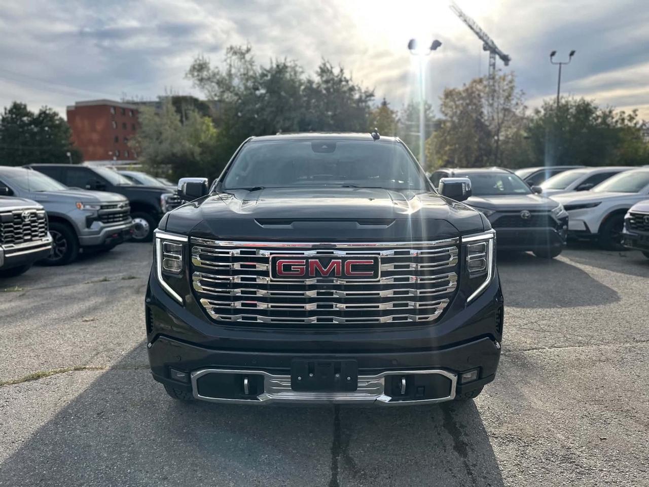 2022 GMC Sierra 1500 Denali Photo1