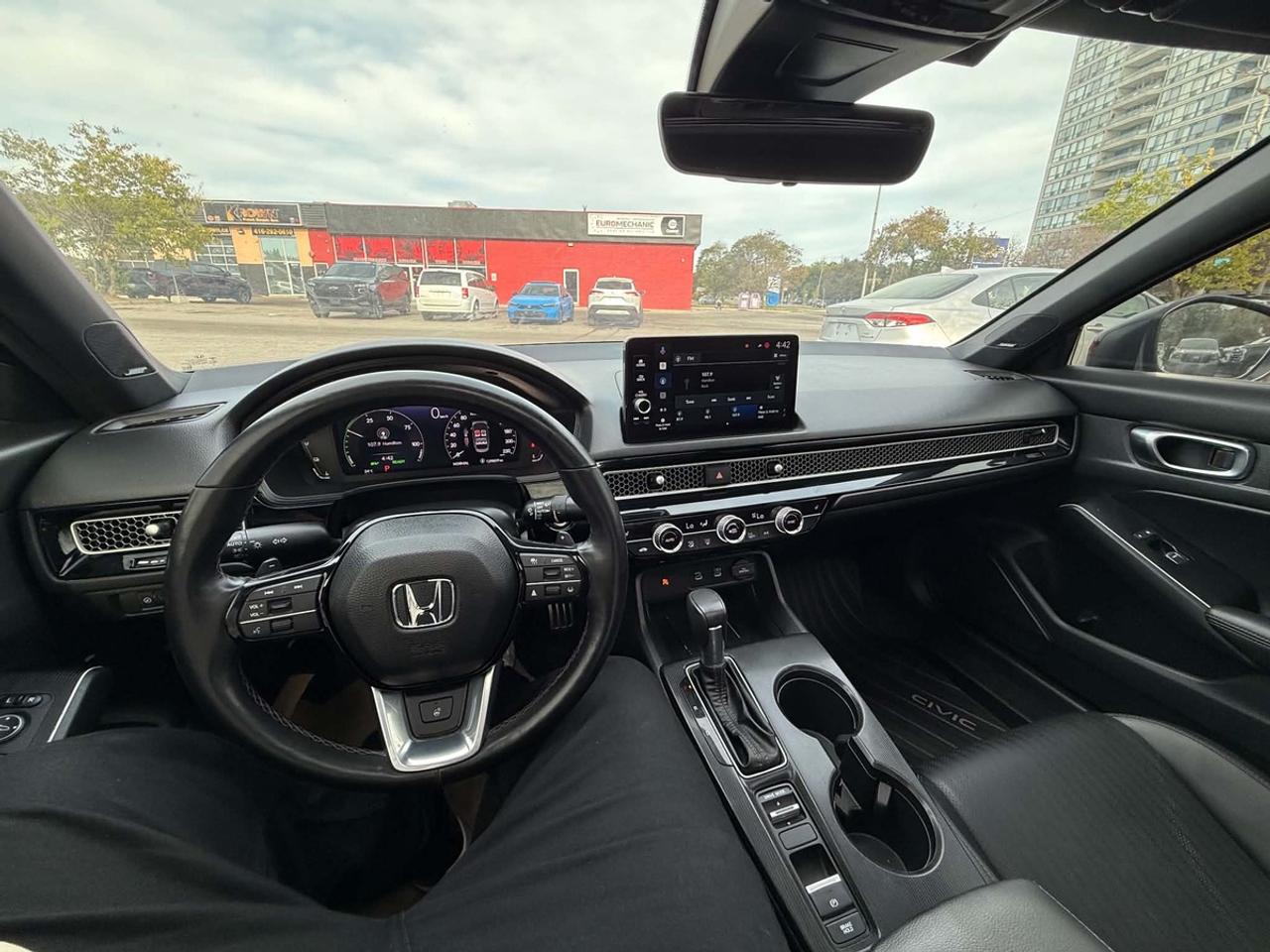 2025 Honda Civic Hybrid Sport Touring Photo