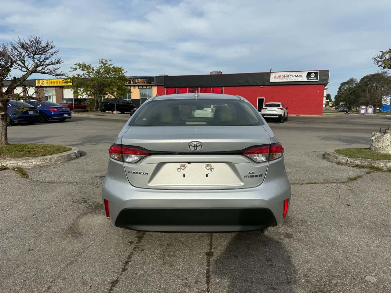 2024 Toyota Corolla Hybrid LE Photo