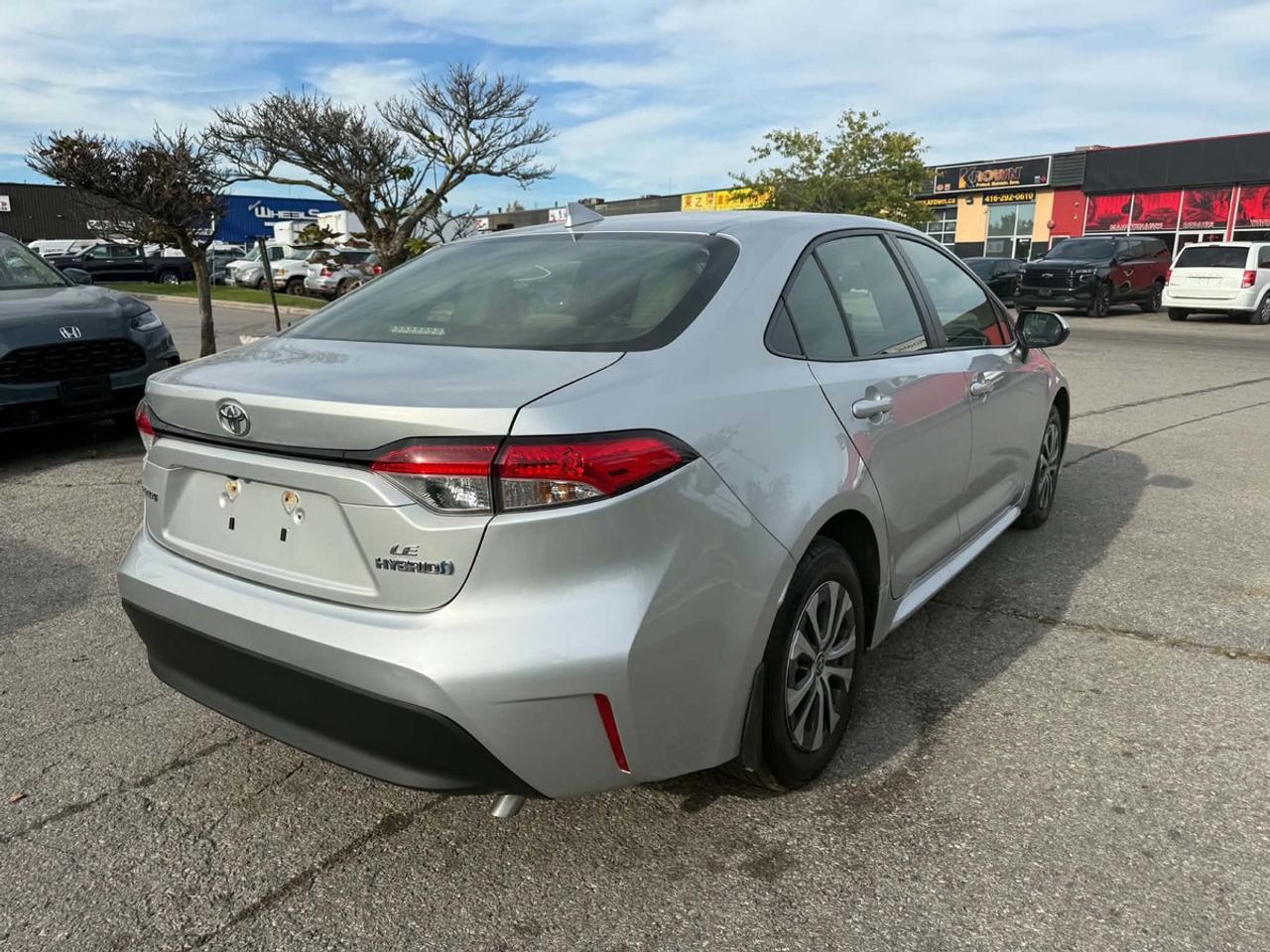 2024 Toyota Corolla Hybrid LE Photo