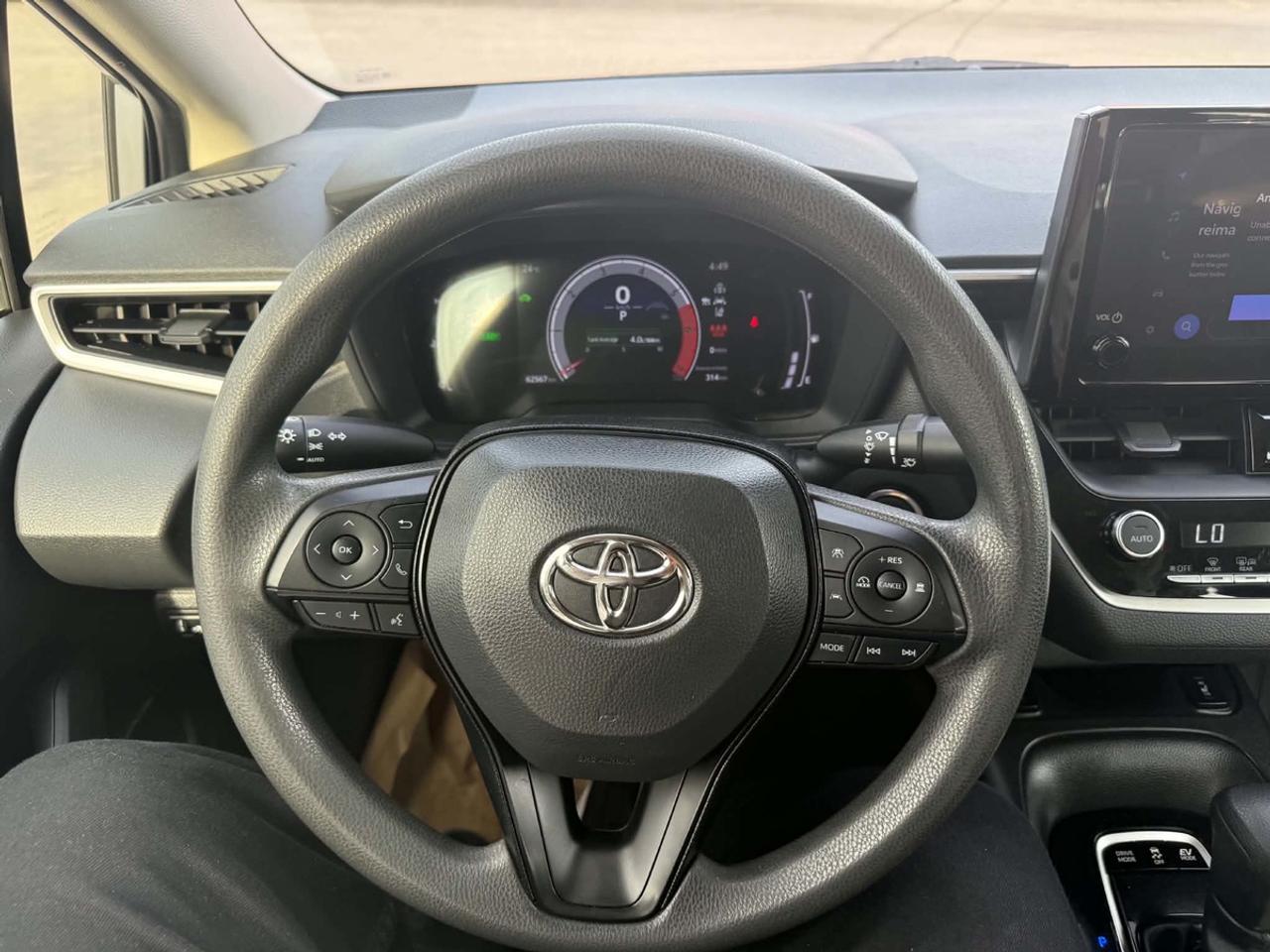 2024 Toyota Corolla Hybrid LE Photo