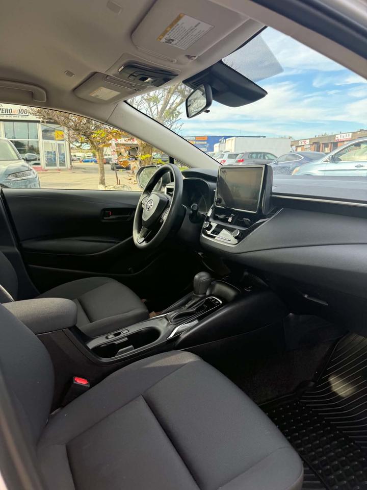 2024 Toyota Corolla Hybrid LE Photo