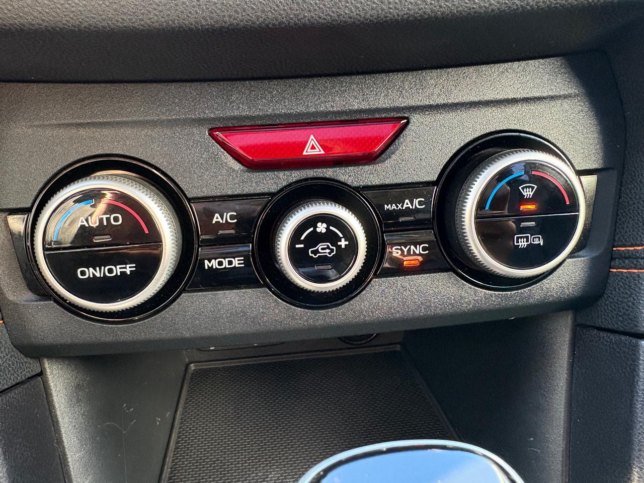 2020 Subaru XV Crosstrek Limited LOW KM! Photo