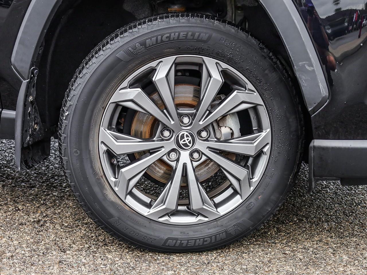 2023 Toyota RAV4 Hybrid XLE HEATED STEERING WHEEL-LEATHER SEATS-SUNROOF-HEATED SEATS- Photo