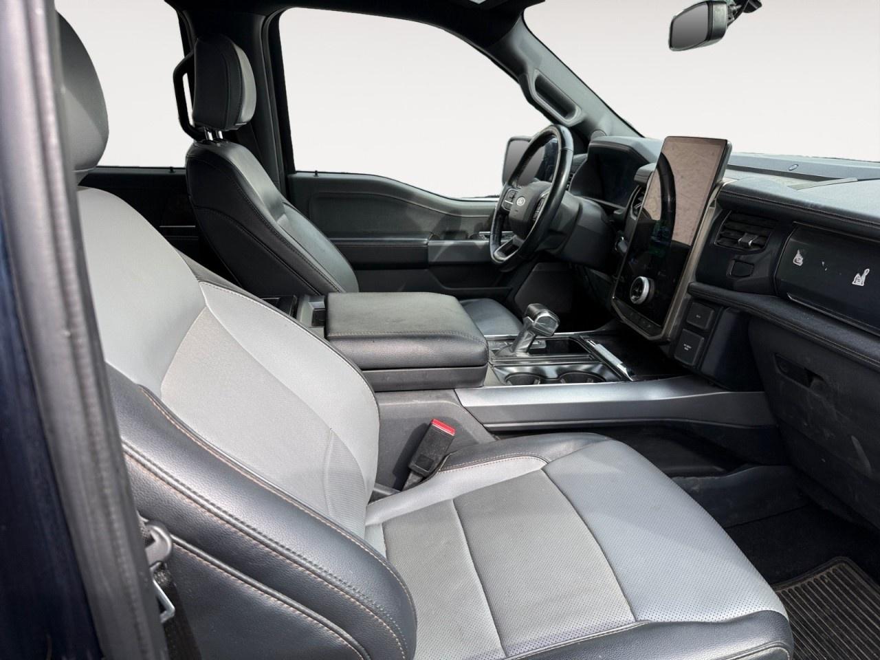 2023 Ford F-150 Lightning Lariat 4WD SuperCrew 5.5' Box Photo