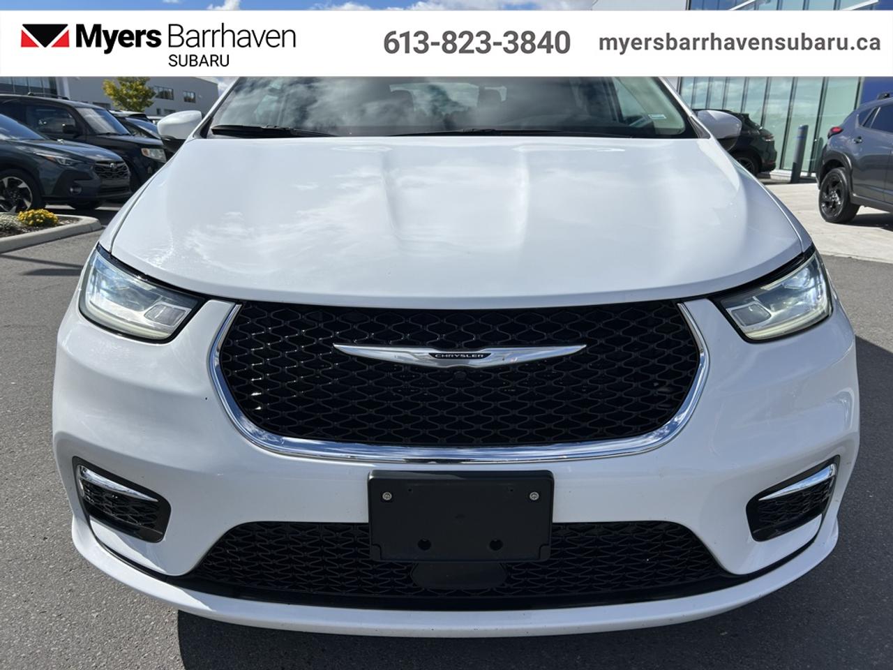 2023 Chrysler Pacifica Touring L  - Apple CarPlay Photo