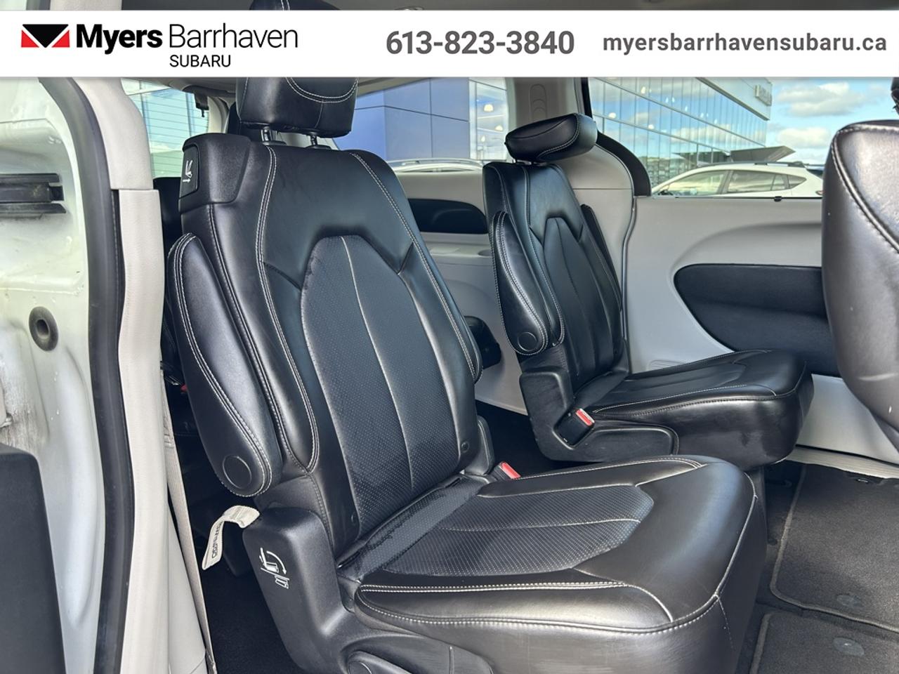 2023 Chrysler Pacifica Touring L  - Apple CarPlay Photo