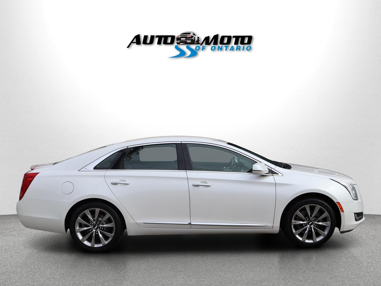2017 Cadillac XTS CERTIFIED *ACCIDENT FREE* BLUETOOTH LEATHER HEATED SEATS CRUISE ALLOYS Photo