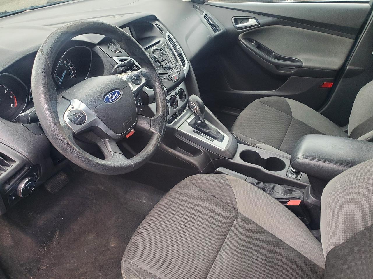 2012 Ford Focus SE Photo