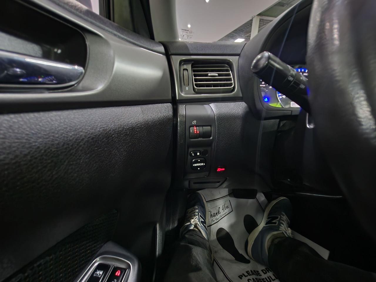 2012 Subaru Forester X Limited SUNROOF H-TED SEATS BLUETOOTH 4CYL Photo