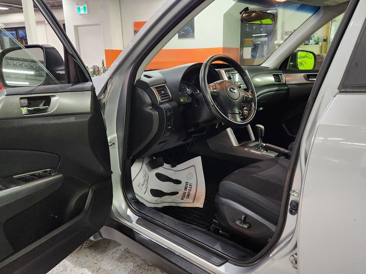 2012 Subaru Forester X Limited SUNROOF H-TED SEATS BLUETOOTH 4CYL Photo