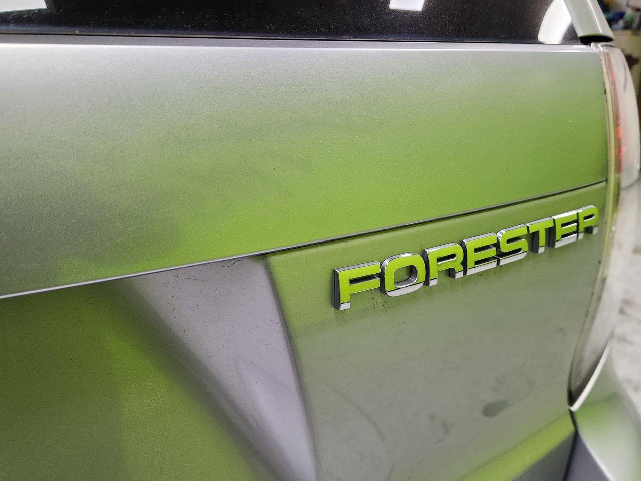 2012 Subaru Forester X Limited SUNROOF H-TED SEATS BLUETOOTH 4CYL Photo
