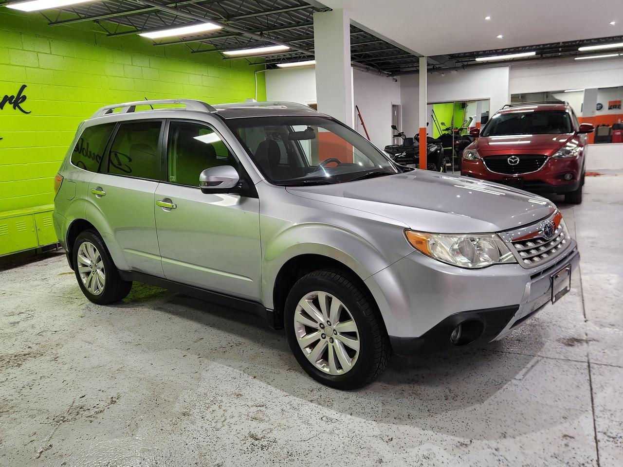 2012 Subaru Forester X Limited SUNROOF H-TED SEATS BLUETOOTH 4CYL Photo