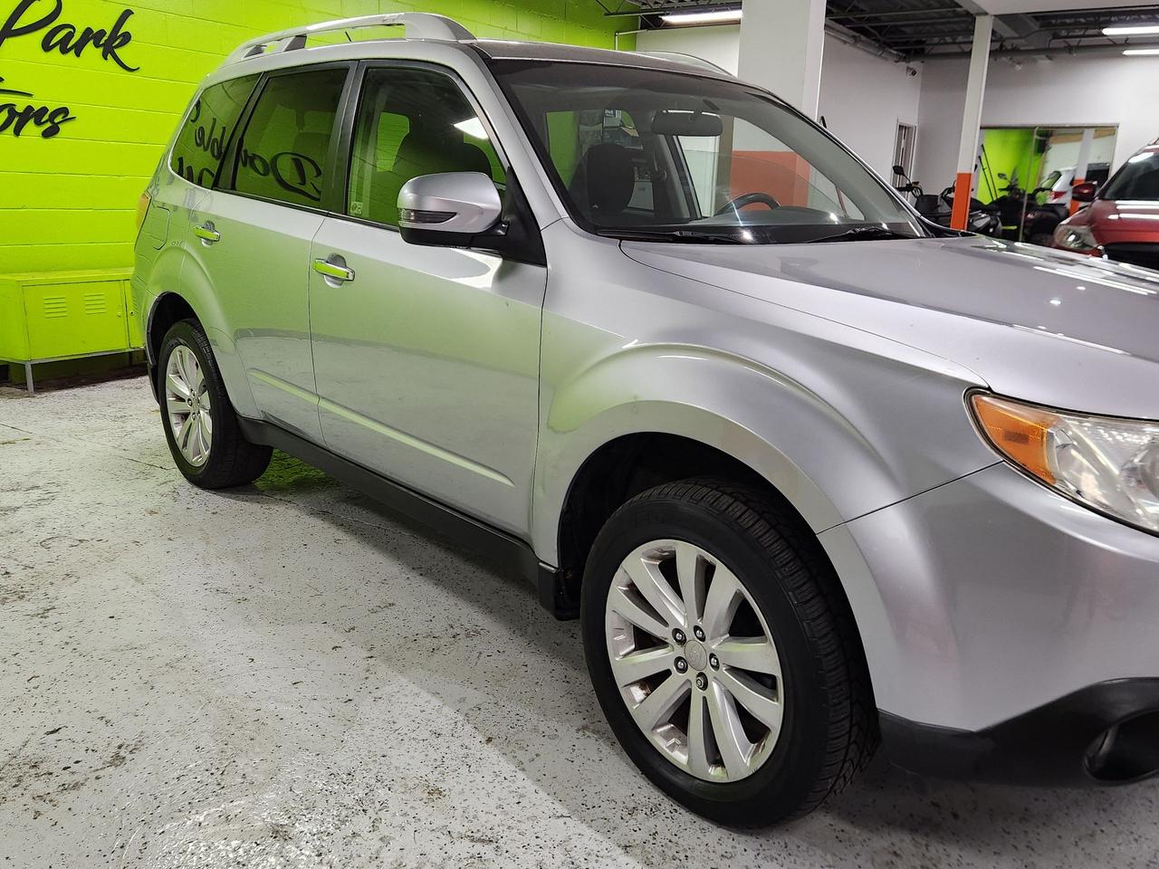 2012 Subaru Forester X Limited SUNROOF H-TED SEATS BLUETOOTH 4CYL Photo